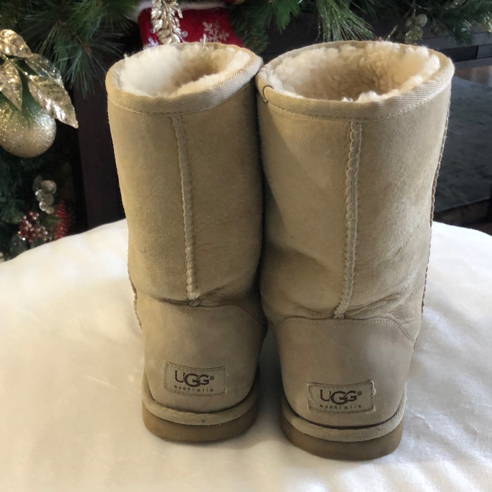 Ugg Australia sand boots. Size 9